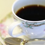 カフェインの中毒はどれくらいの量でなるの？その症状は？