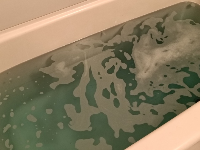 実際に入浴剤を入れたお風呂のお湯